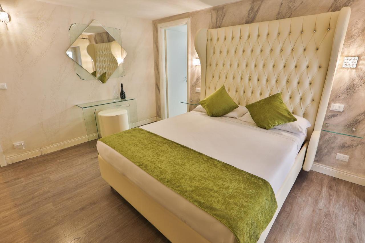 Grottini Luxury Suites ~ Pantheon Roma Exterior foto