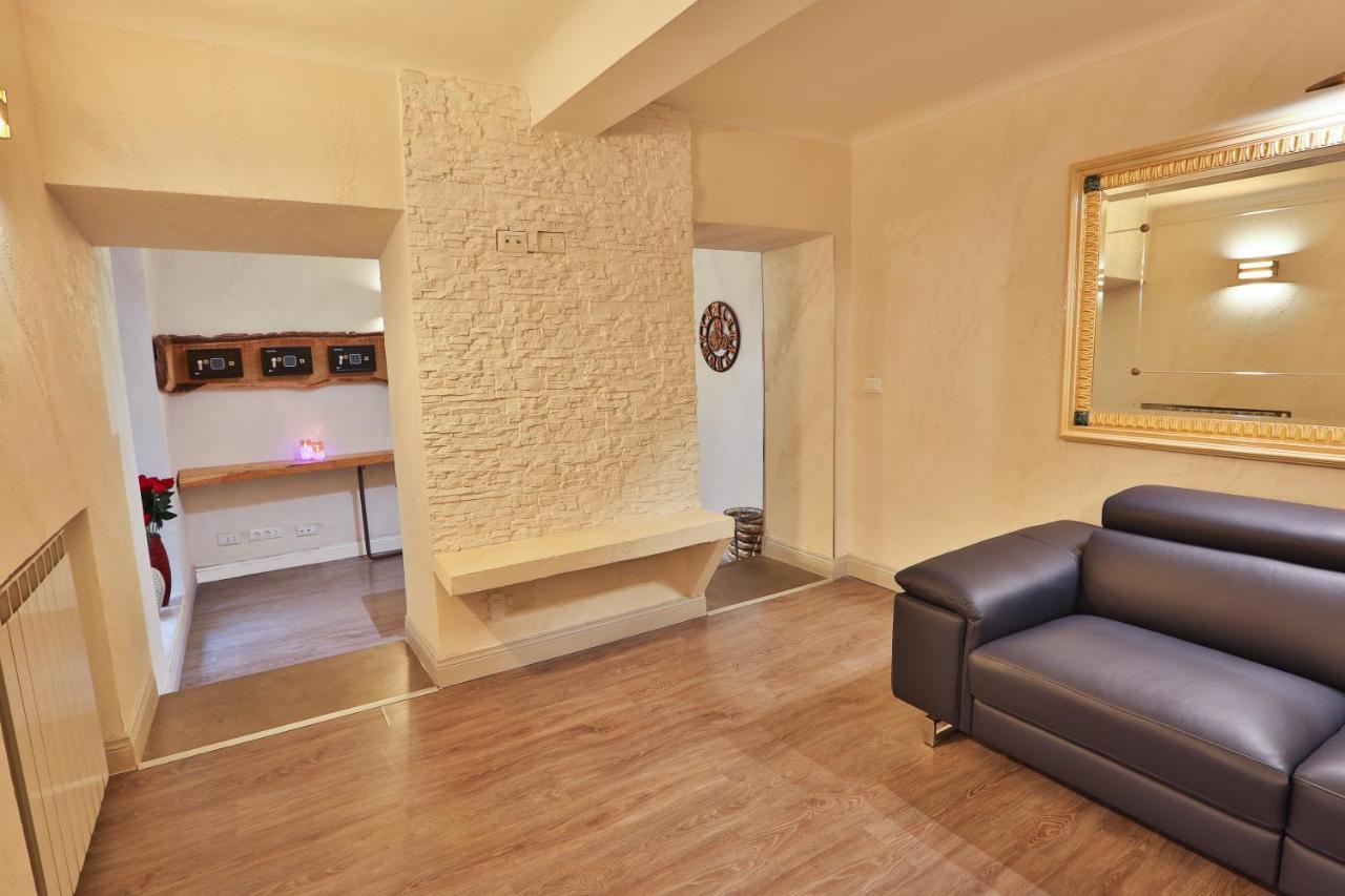 Grottini Luxury Suites ~ Pantheon Roma Exterior foto